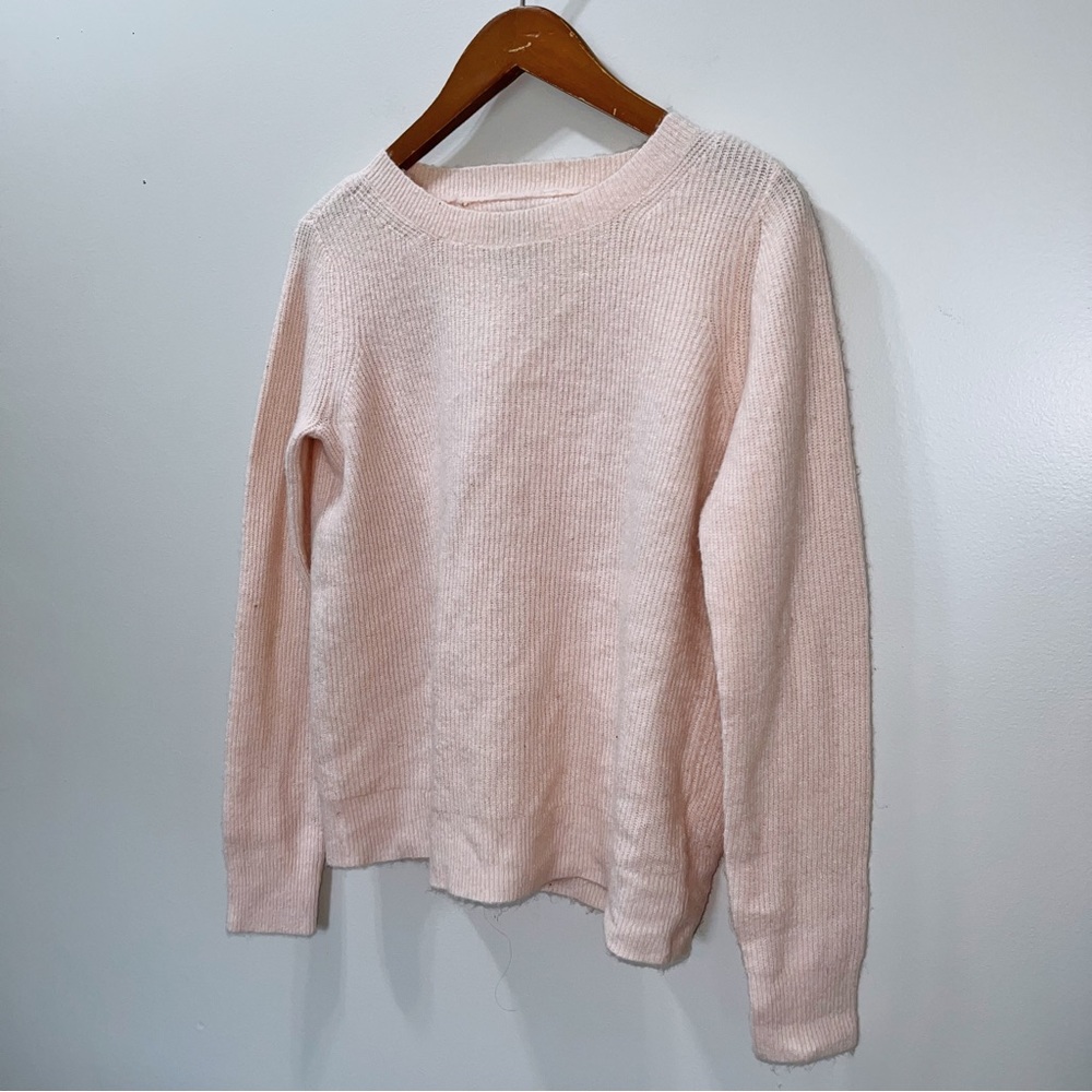 Abercrombie & Fitch split back pink sweater